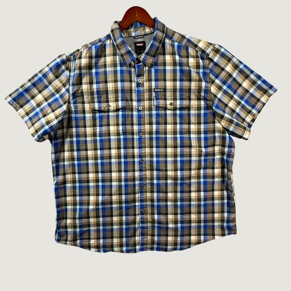 Wrangler Outdoor Men's 2XL Plaid Short Sleeve Button Up Stretch Hiking Shirt